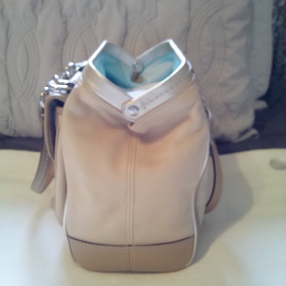 NWOT VTG COACH CLUTCH HANDBAG MAKE OFFER - Picture 11 of 12